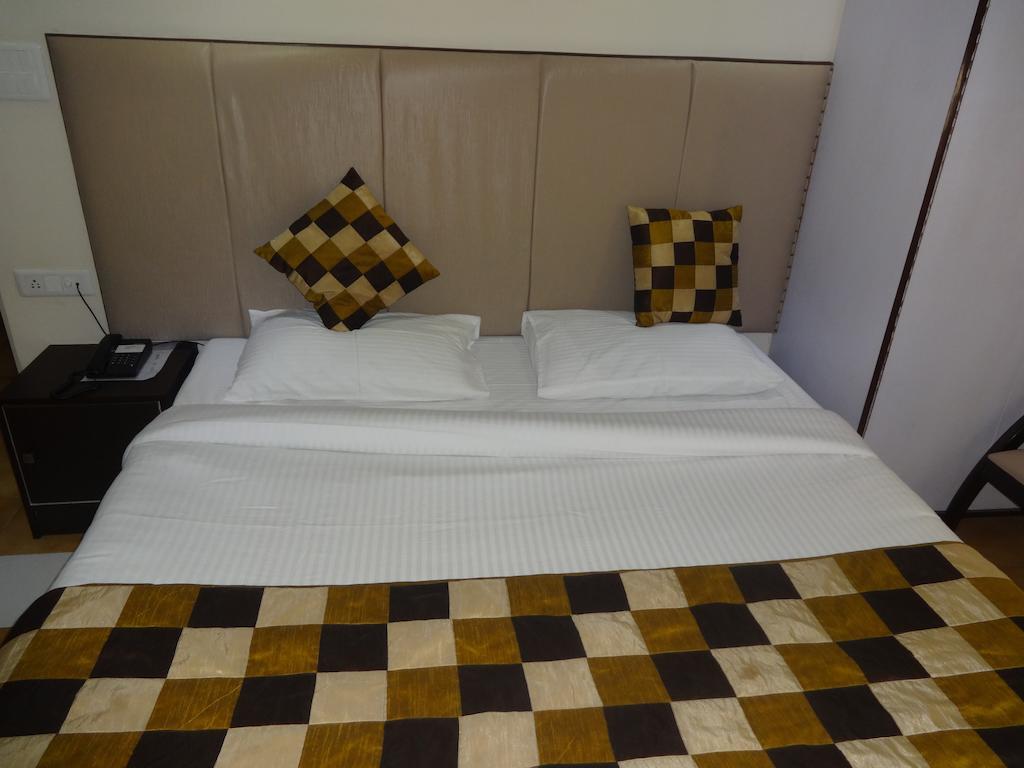 Hotel Grace Nova Deli Quarto foto